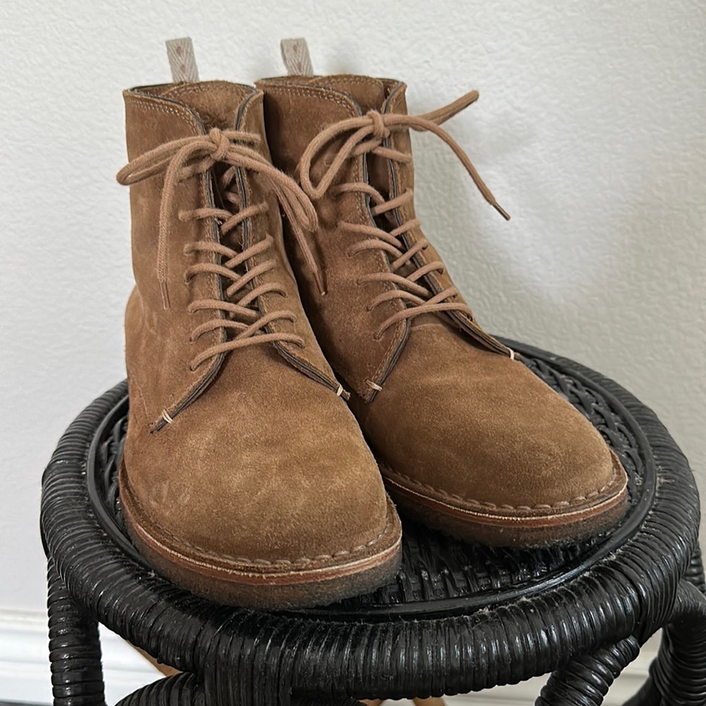 Astorflex suede derby boot size 43 (us size 10/10.5)